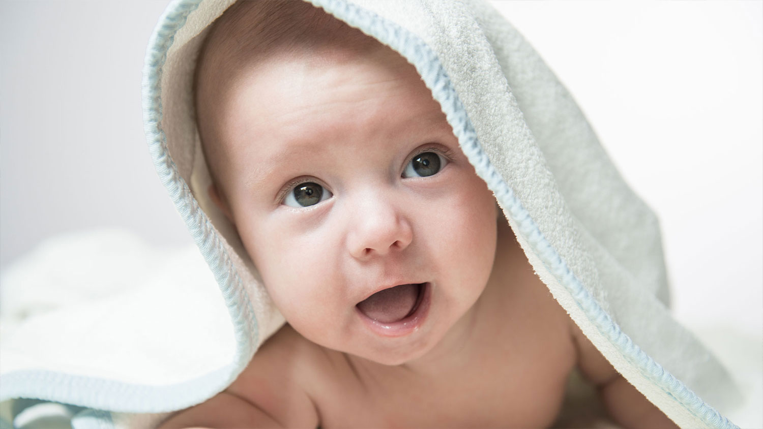 Hey Mom, Wake Up I’m Hungry! – Why Babies Love Breastfeeding